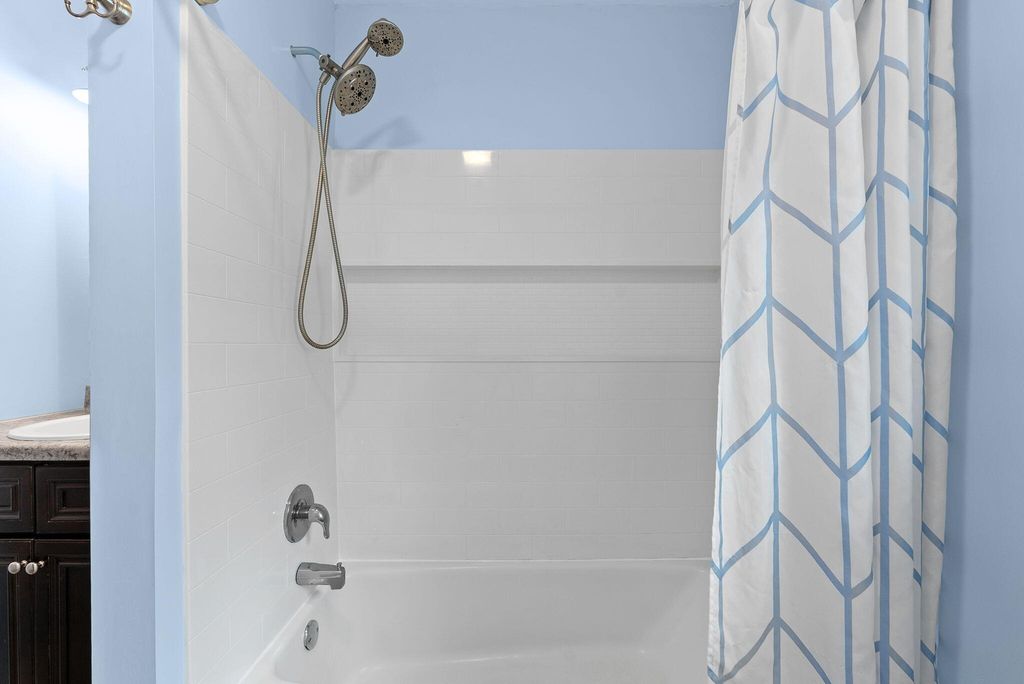 Image 15 of property listing at 123 Pandora Drive, Goose Creek, SC 29445