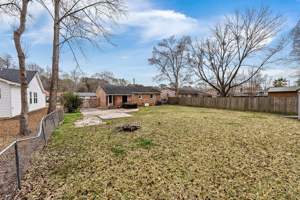 Image 24 of property listing at 123 Pandora Drive, Goose Creek, SC 29445