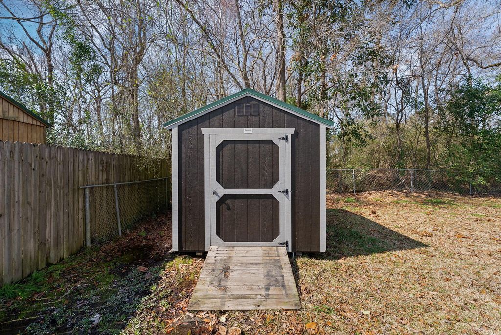 Image 27 of property listing at 123 Pandora Drive, Goose Creek, SC 29445