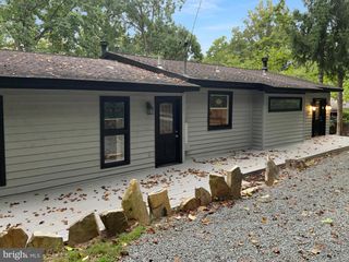 2301 GORE DR, Haymarket, VA 20169