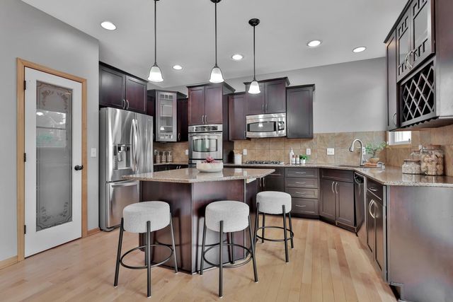 15376 Plumstone Drive, Eden Prairie, MN 55347