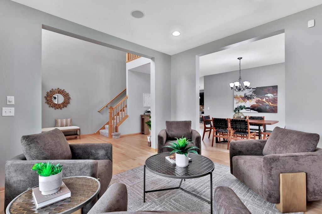 15376 Plumstone Drive, Eden Prairie, MN 55347 — photo 4