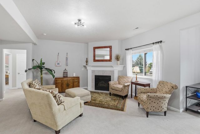 17706 E Galaxy Rd, Greenacres, WA 99016