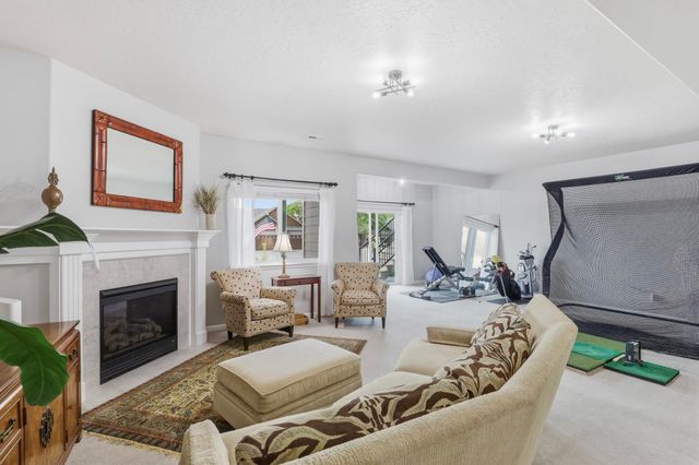17706 E Galaxy Rd, Greenacres, WA 99016