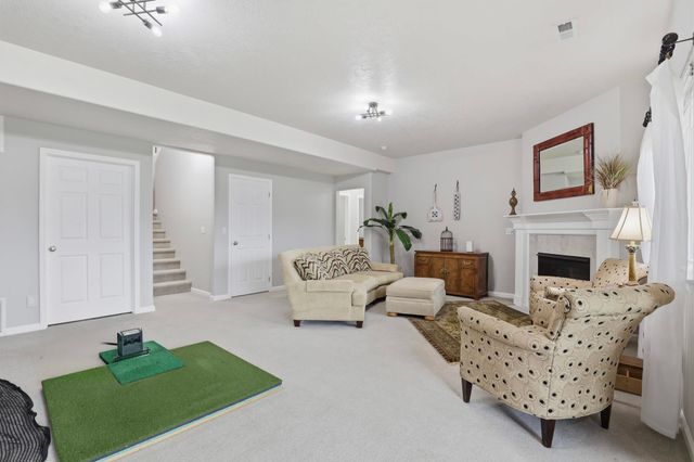 17706 E Galaxy Rd, Greenacres, WA 99016