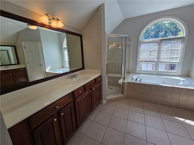 624 Maple Grove Way, Marietta, GA 30066