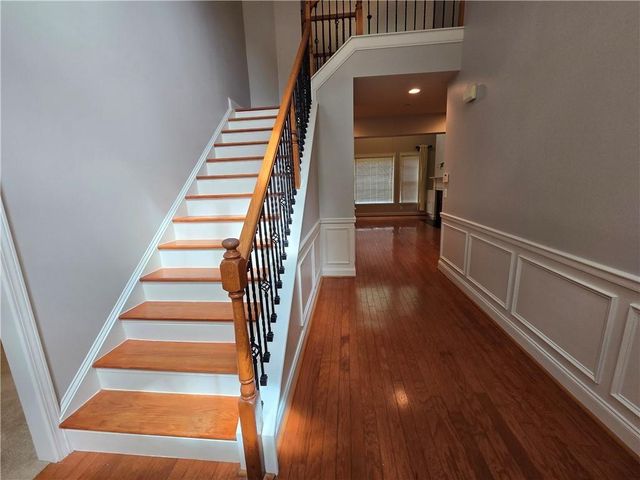 624 Maple Grove Way, Marietta, GA 30066