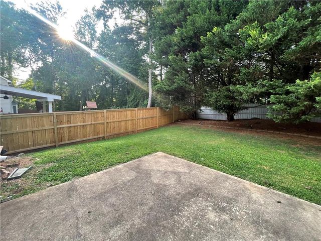 624 Maple Grove Way, Marietta, GA 30066