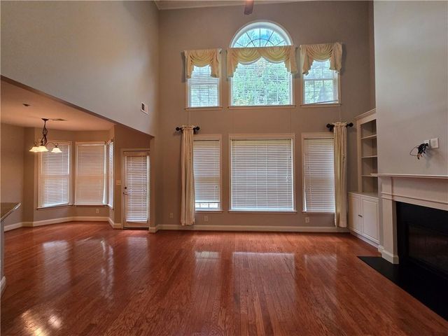 624 Maple Grove Way, Marietta, GA 30066