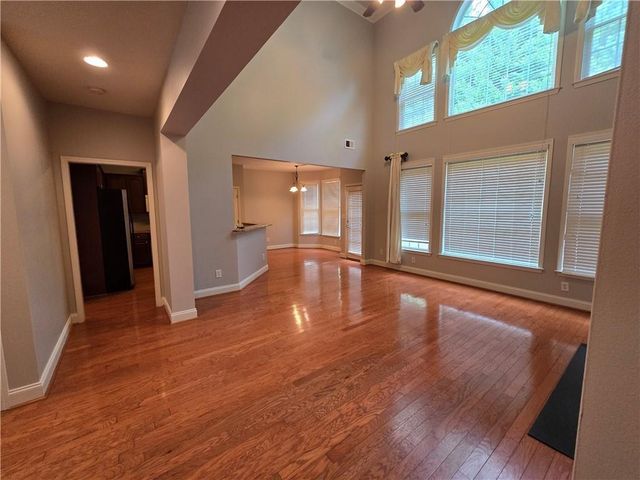 624 Maple Grove Way, Marietta, GA 30066