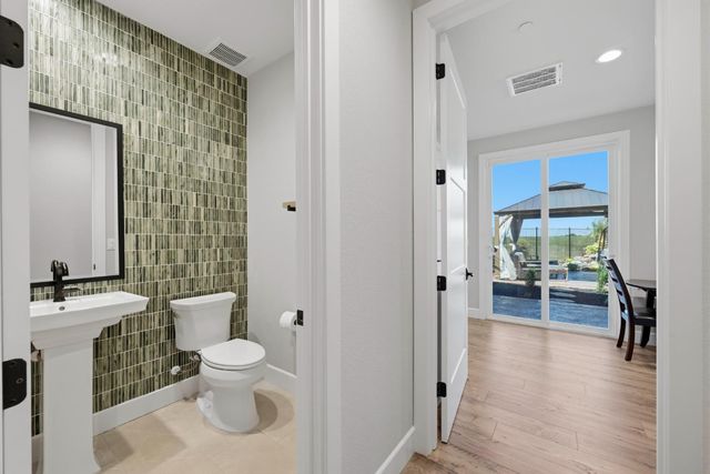 841 Rosette Ct, Roseville, CA 95747