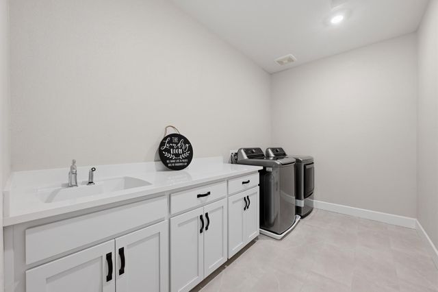 841 Rosette Ct, Roseville, CA 95747