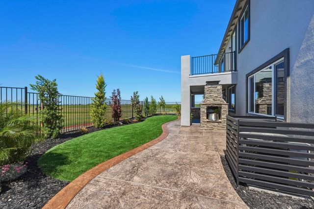 841 Rosette Ct, Roseville, CA 95747