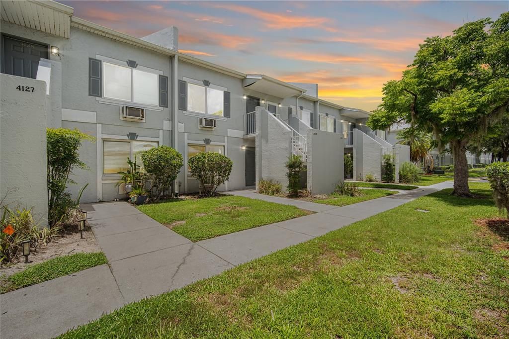 4130 DOLPHIN DRIVE, Tampa, FL 33617