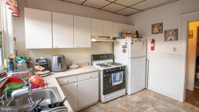 100 CHESTNUT ST, Audubon, NJ 08106