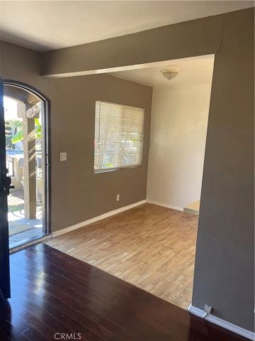 10979 Cassina A, South Gate, CA 90280