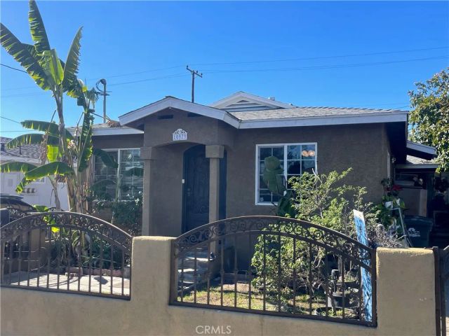 10979 Cassina A, South Gate, CA 90280