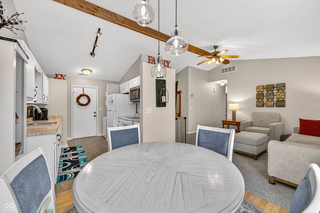 7373 S Woodruff Lane, Nineveh, IN 46164