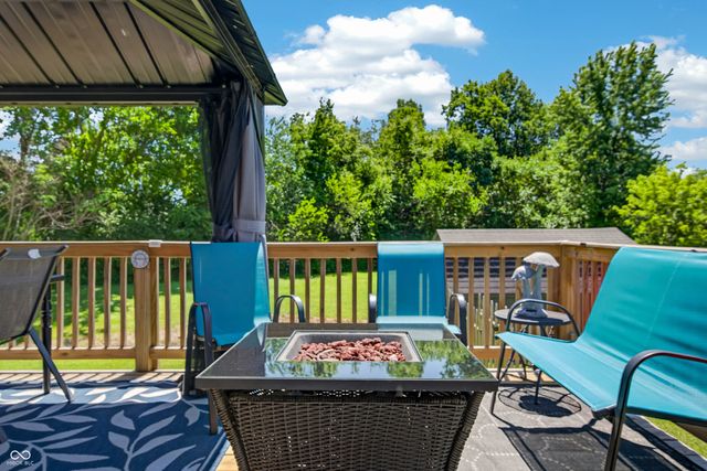 7373 S Woodruff Lane, Nineveh, IN 46164