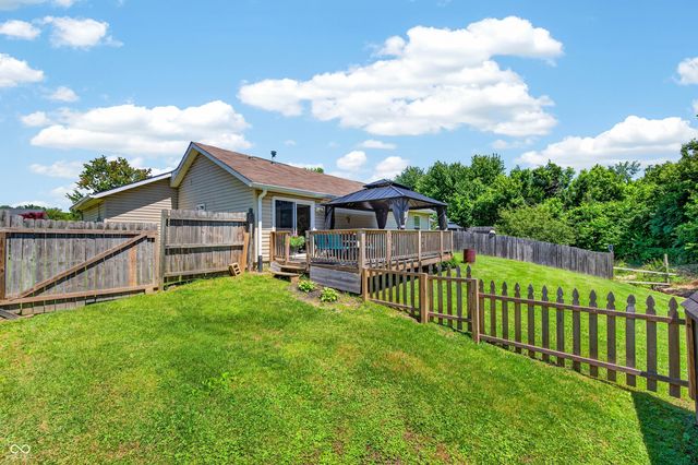 7373 S Woodruff Lane, Nineveh, IN 46164