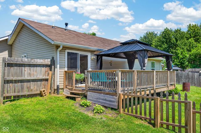 7373 S Woodruff Lane, Nineveh, IN 46164