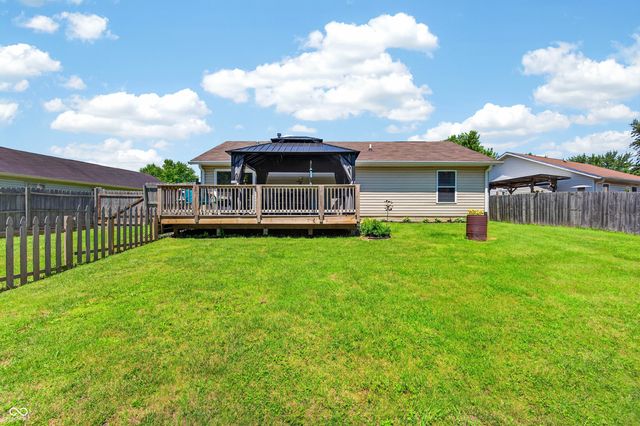 7373 S Woodruff Lane, Nineveh, IN 46164