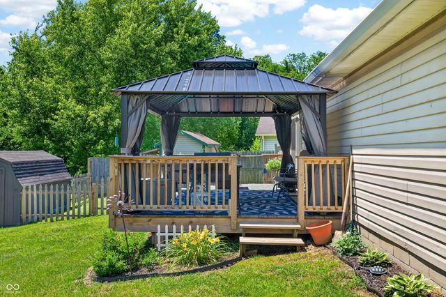 7373 S Woodruff Lane, Nineveh, IN 46164