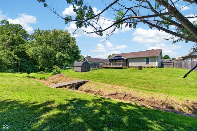 7373 S Woodruff Lane, Nineveh, IN 46164