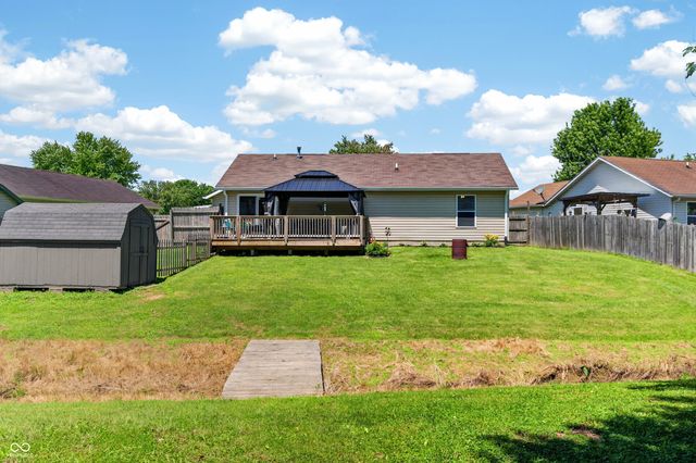 7373 S Woodruff Lane, Nineveh, IN 46164