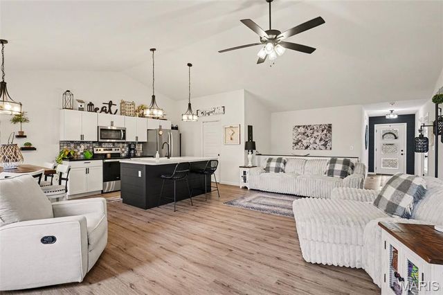 1177 Providence Way, Herculaneum, MO 63048