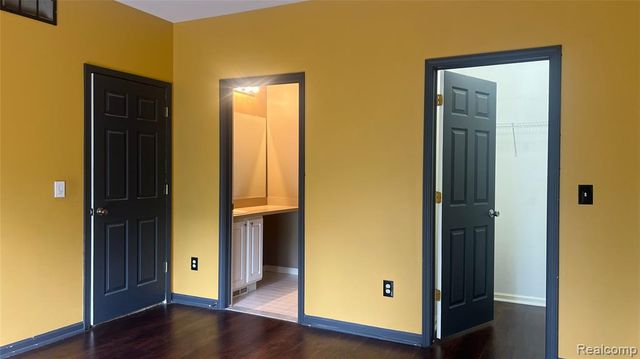 14303 Vauxhall Drive 120, Sterling Heights, MI 48313