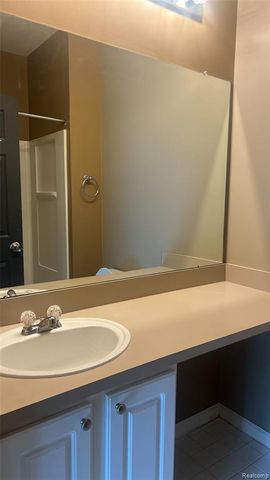 14303 Vauxhall Drive 120, Sterling Heights, MI 48313