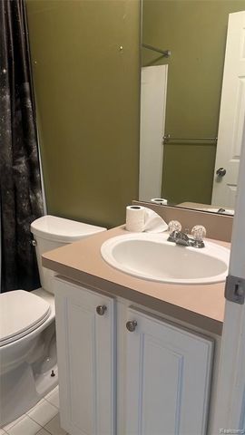 14303 Vauxhall Drive 120, Sterling Heights, MI 48313