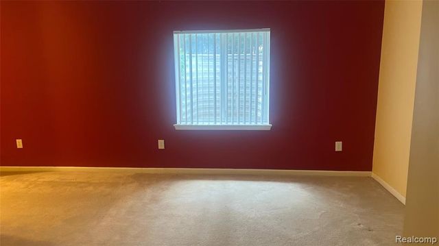 14303 Vauxhall Drive 120, Sterling Heights, MI 48313