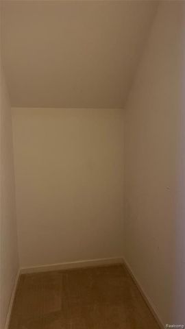 14303 Vauxhall Drive 120, Sterling Heights, MI 48313