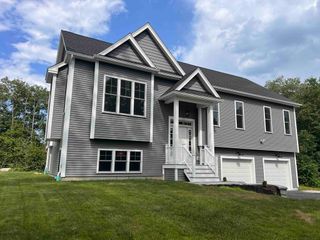 43 Brookside Ave, Webster, MA 01570