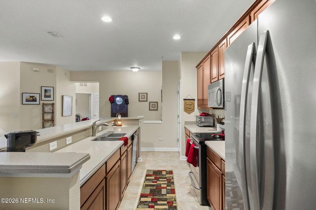 11251 CAMPFIELD Drive 3109, Jacksonville, FL 32256