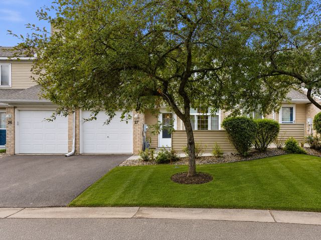 2280 Ranchview Lane N 27, Plymouth, MN 55447