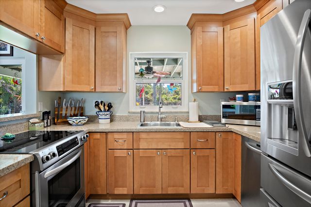 9464 SE Saturn Street, Hobe Sound, FL 33455