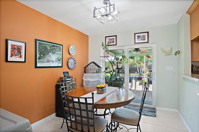 9464 SE Saturn Street, Hobe Sound, FL 33455