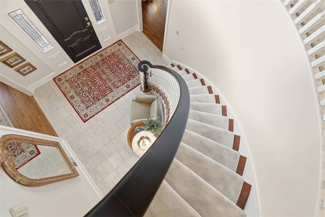 1070 Saint Mellion Dr, Collier Twp, PA 15142