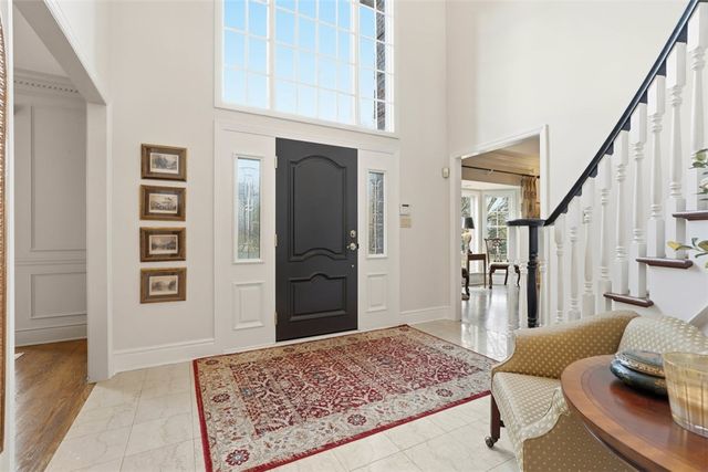 1070 Saint Mellion Dr, Collier Twp, PA 15142