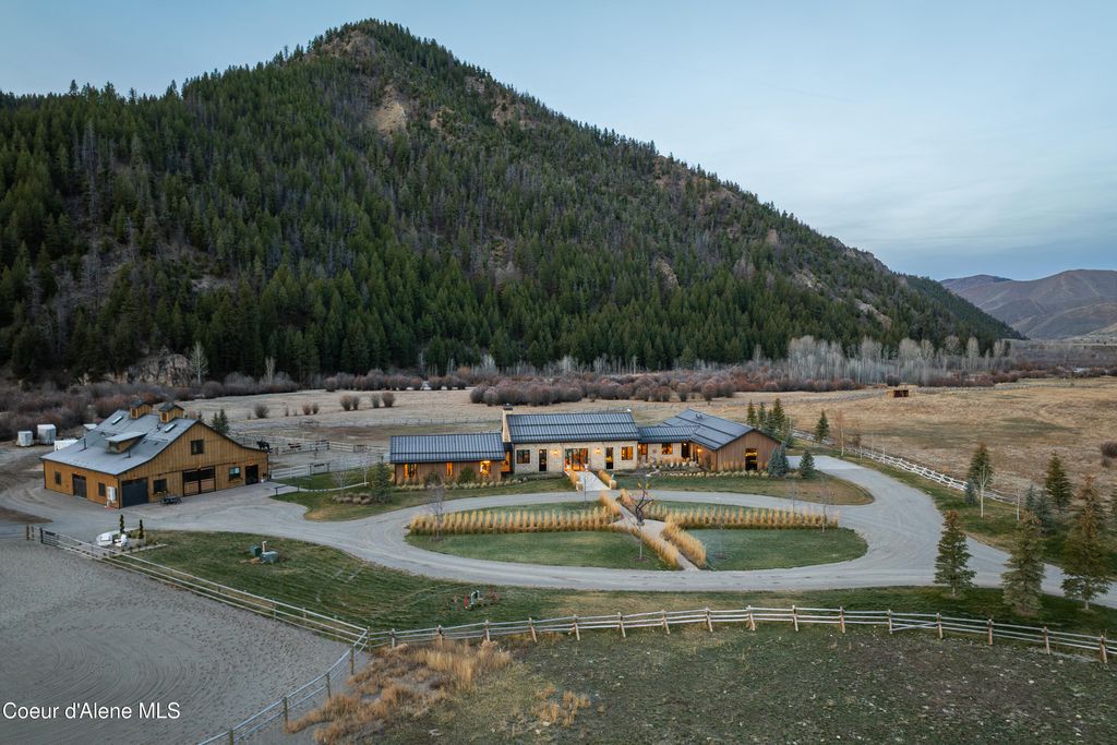 708 E Fork Road, Hailey, ID 83333 photo 99