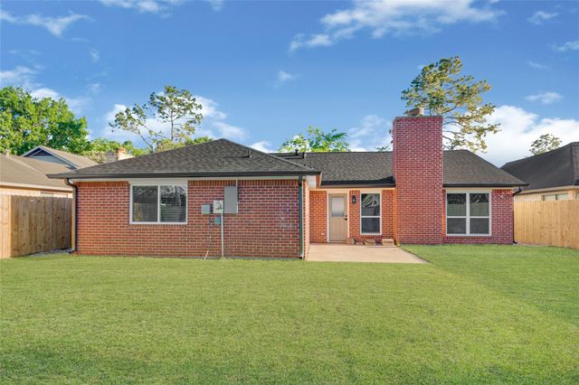 1826 Crestview Court, Missouri City, TX 77459