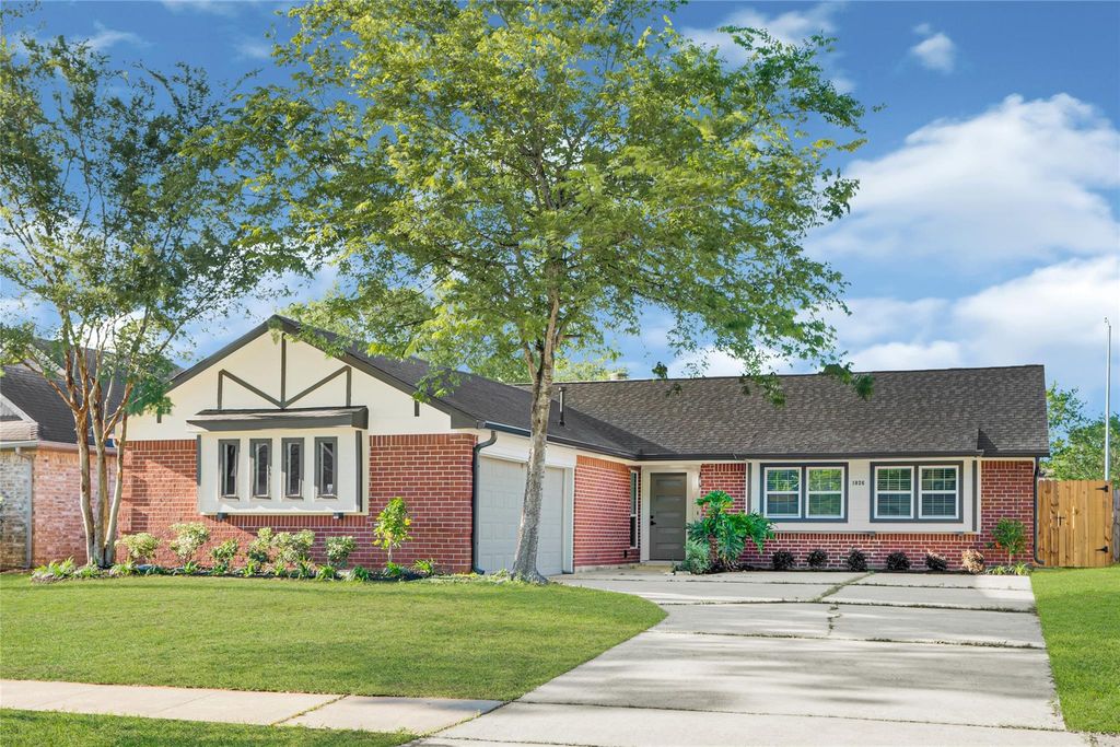 1826 Crestview Court, Missouri City, TX 77459