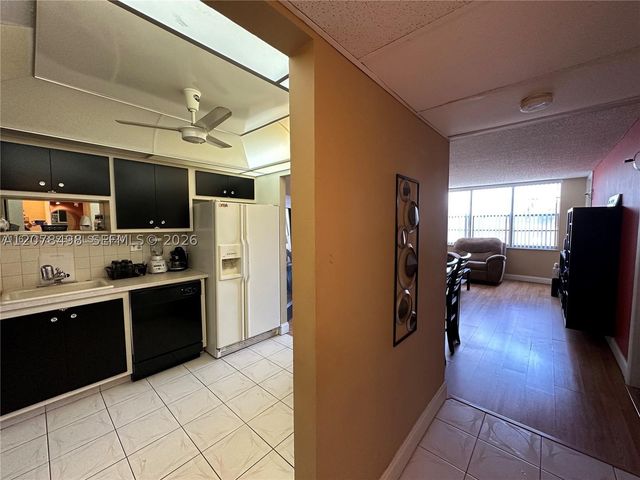2741 Taft St 212, Hollywood, FL 33020