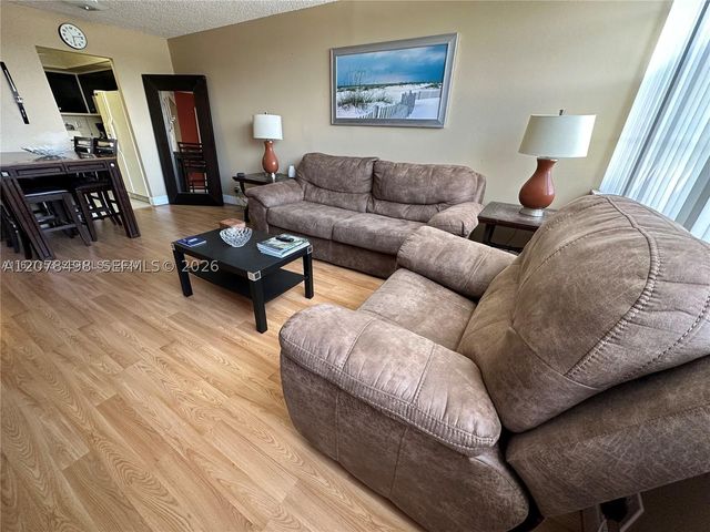 2741 Taft St 212, Hollywood, FL 33020