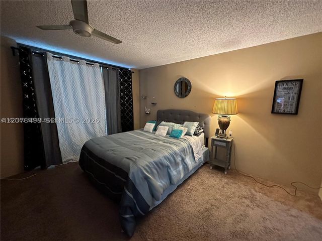 2741 Taft St 212, Hollywood, FL 33020