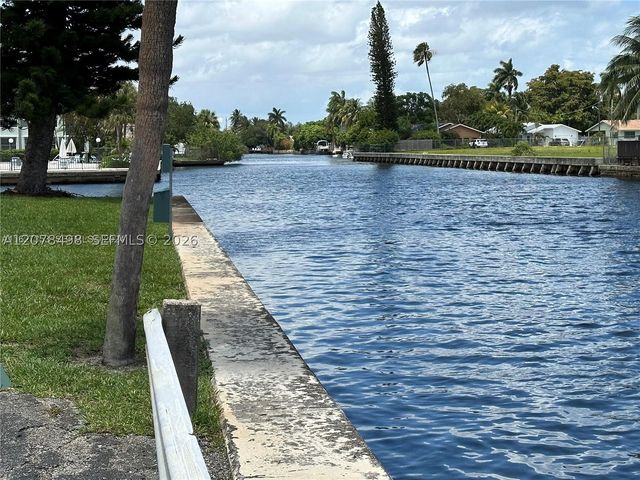 2741 Taft St 212, Hollywood, FL 33020