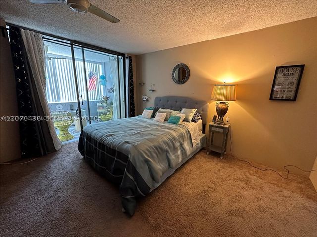 2741 Taft St 212, Hollywood, FL 33020